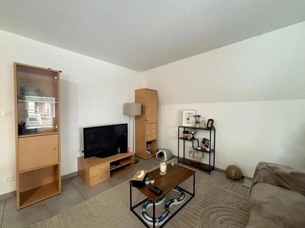 Appartement à louer 4 pièces 81.93m²