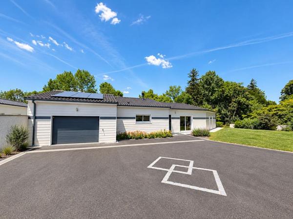 Villa Champniers 6 pièce(s) 140 m2
