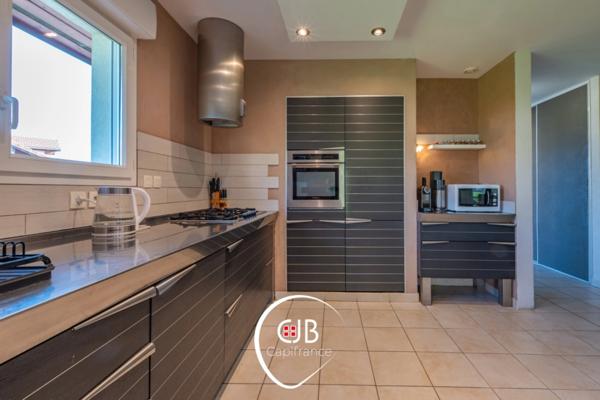 La Roche Sur Foron (74800): Appartement 3 pièces, 1 balcon, 2 terrasses et garage