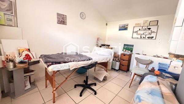 Maison 3 chambres, 1 bureau indépendant, cour, jardin