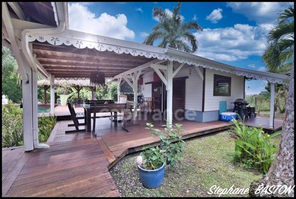 LES TROIS ILETS (972) Maison à vendre 6 pièces - Piscine - terrain de 1749m2- 309m2 au sol et 153m2 en intérieur
