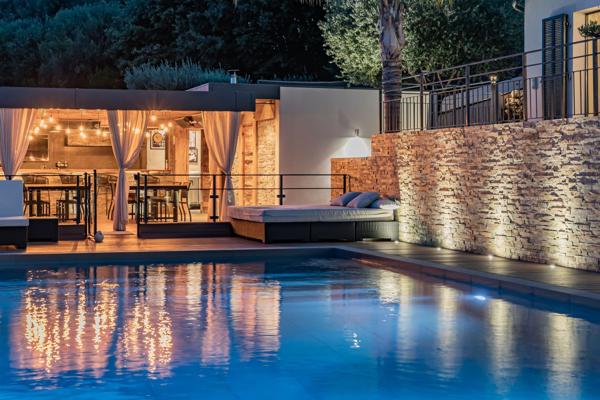 Vente Villa de luxe Cagnes-sur-Mer 8 Pièces 300 m²