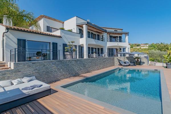 Vente Villa de luxe Cagnes-sur-Mer 8 Pièces 300 m²