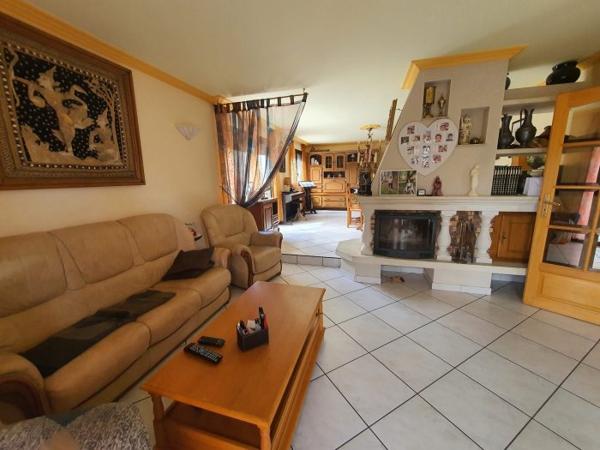 Maison individuelle Daix Residentiel 257.99 m²