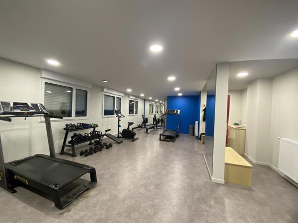 Maison
         4 pièces
        - 88 m² Exclusivité 345 000 € *