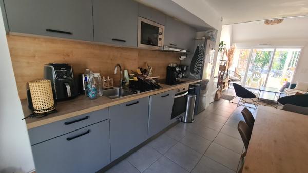 Maison
         4 pièces
        - 88 m² Exclusivité 345 000 € *