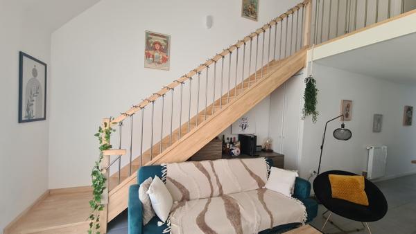 Maison
         4 pièces
        - 88 m² Exclusivité 345 000 € *
