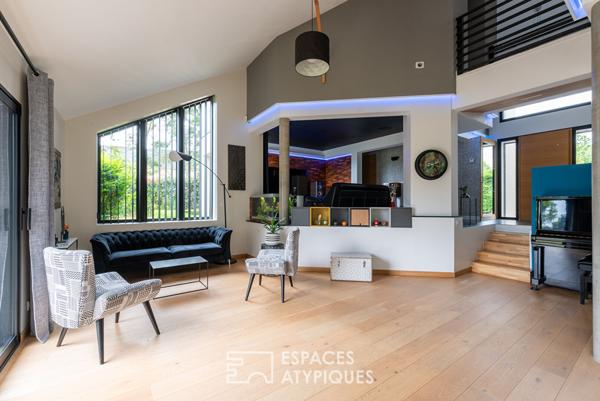 Originale contemporaine vue dégagée, lumière et volumes