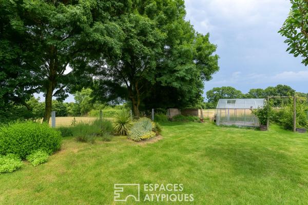 Originale contemporaine vue dégagée, lumière et volumes