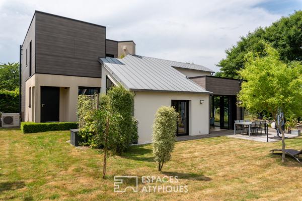 Originale contemporaine vue dégagée, lumière et volumes