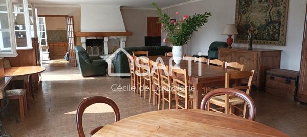 2 MAISONS DANS VILLAGE - INVESTISSEURS - JARDIN