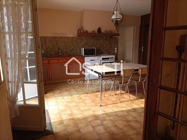 2 MAISONS DANS VILLAGE - INVESTISSEURS - JARDIN