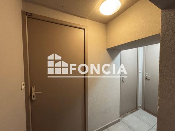 Location Studio 35.8 m² - 3 RUE DE LA CONVENTION Villeurbanne 69100