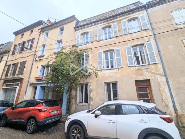 Bien à usage d'habitation de 186 m2, possibilité de division de propriété.