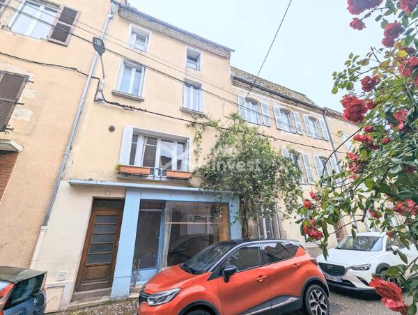Bien à usage d'habitation de 186 m2, possibilité de division de propriété.