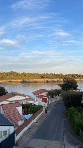 APPARTEMENT à SAINT PALAIS SUR MER