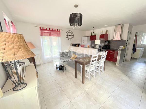 A VENDRE - CHAUMONT EN VEXIN Longère rénovée avec extension de 180 m² habitables - 5 chambres - 1800 m² de terrain