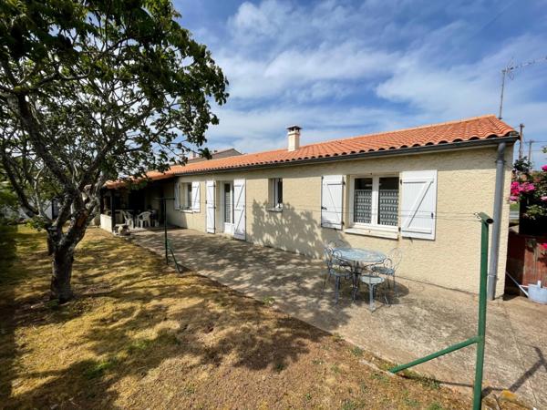 Maison  11 pièce(s)  6 chambre(s)  205 m²