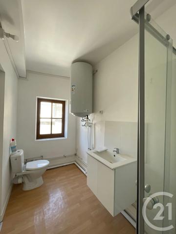 Immeuble à vendre  120 m 2   VERVINS  - 02