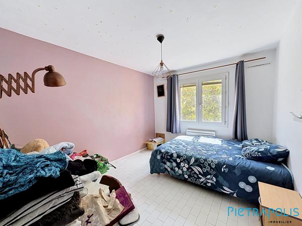 SÈTE - QUARTIER TRIOLET : Sur une parcelle de 485m², Maison R+1 160m², garage.