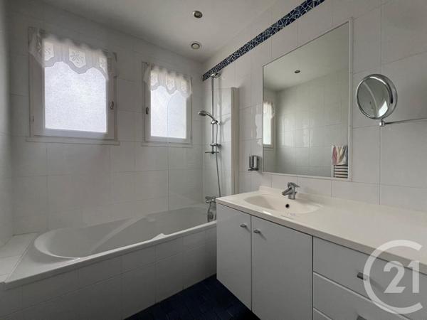 Maison à vendre  5 pièces - 99,42 m2 FOUGERES - 35