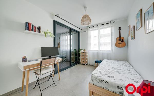 Appartement à vendre    5 pièces • 94 m2 Lyon 8