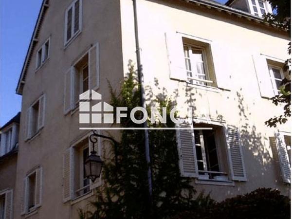 Location Appartement 2 pièces 50.01 m² - 17 RUE SAINT JULIEN Chartres 28000