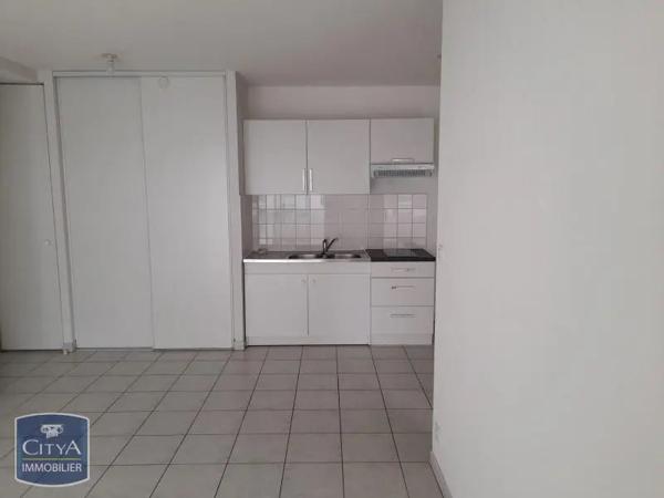 Appartement à louer 2 pièces 34.1m² Pau (64000)