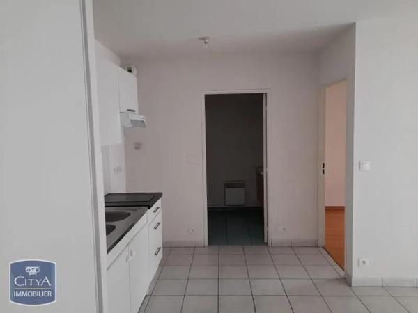 Appartement à louer 2 pièces 34.1m² Pau (64000)