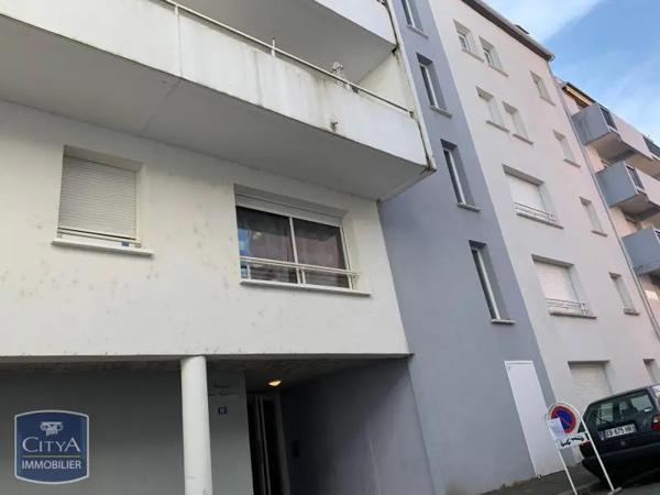Appartement à louer 2 pièces 34.1m² Pau (64000)