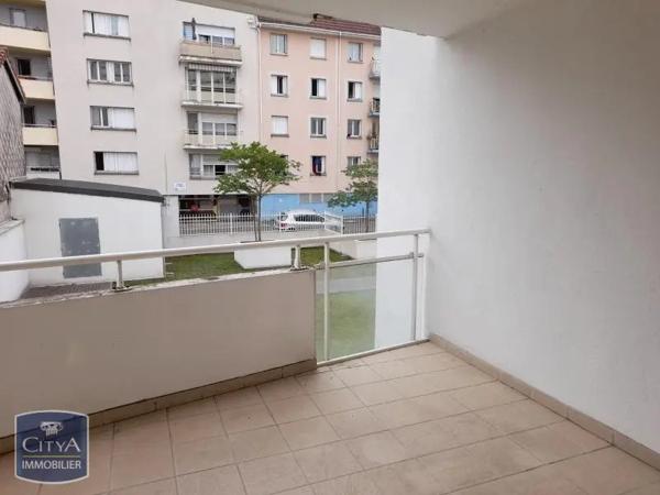 Appartement à louer 2 pièces 34.1m² Pau (64000)