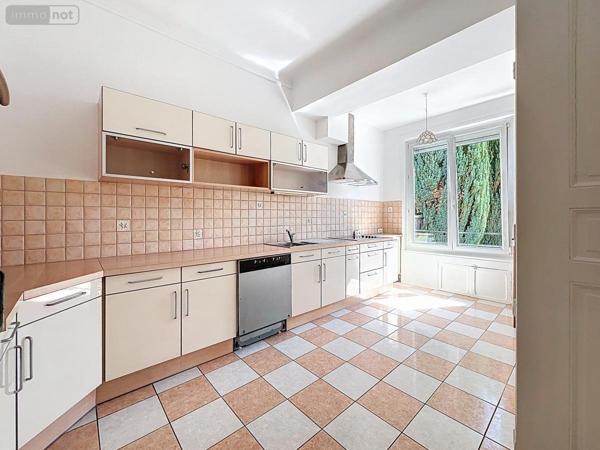 Maison à vendre à Charleville-Mézières dans les Ardennes (08000), ref : 51048-777