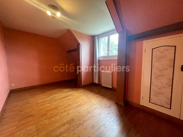 Vente
                Maison135 m² - 5 Pièces -
                    LE MOLAY LITTRY (14330)