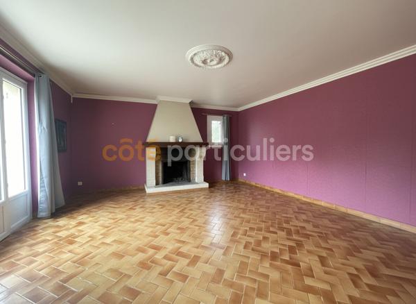 Vente
                Maison135 m² - 5 Pièces -
                    LE MOLAY LITTRY (14330)