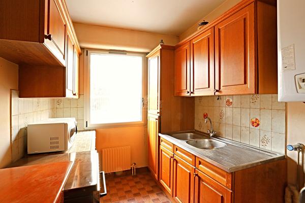 Appartement Nanterre 2 pièce(s) 45 m2 235 000 € **  - Référence  15398