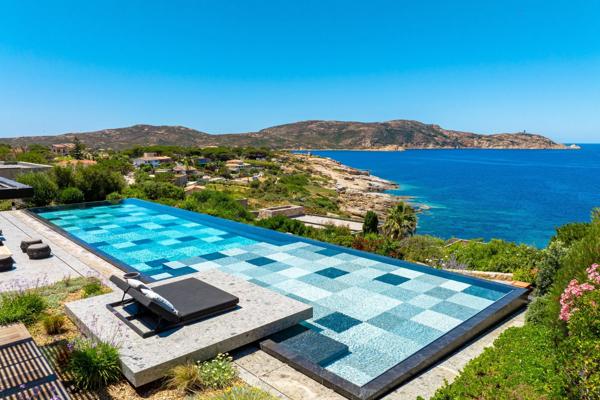 Vente Villa de luxe Calvi 9 Pièces 400 m²