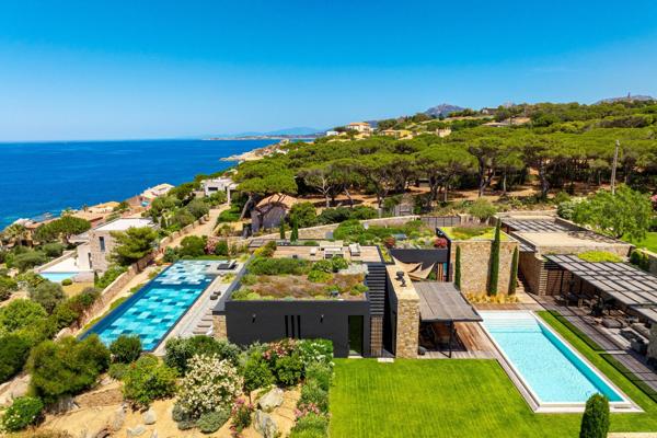 Vente Villa de luxe Calvi 9 Pièces 400 m²