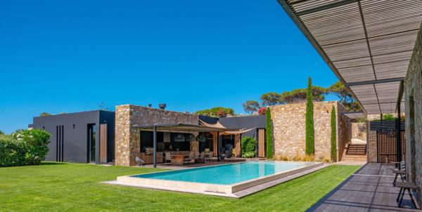 Vente Villa de luxe Calvi 9 Pièces 400 m²