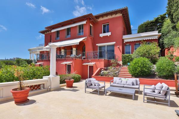Vente Villa de luxe Villefranche-sur-Mer 10 Pièces 426 m²
