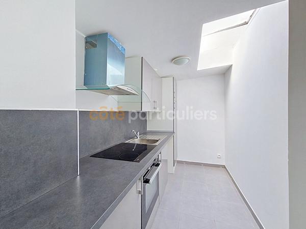 Vente
                Maison70,1 m² - 4 Pièces -
                    ARMENTIERES (59280)