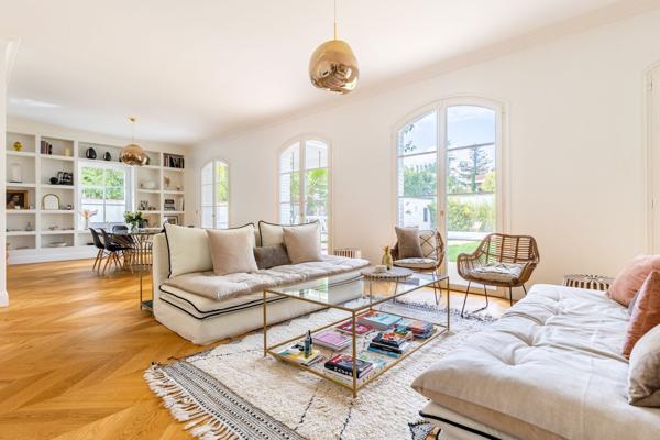 Vente Maison de luxe Bordeaux 8 Pièces 326 m²