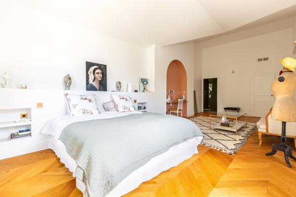 Vente Maison de luxe Bordeaux 8 Pièces 326 m²