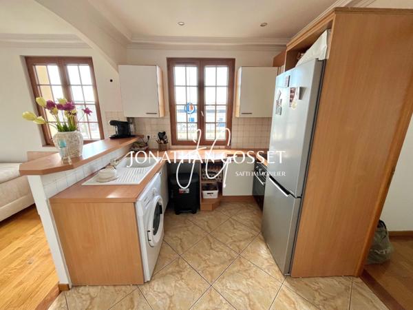 Carrières-sous-Poissy: Appartement 2 pièces -42m²-1 ch