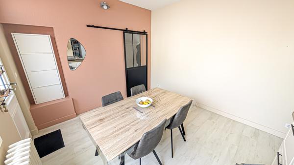 Le Mans (72100) MAISON DE VILLE AVEC COURETTE ET GARAGE