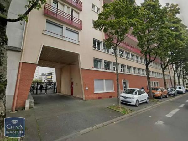 Parking à louer Le Mans (72000)