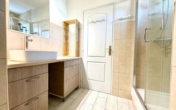 Appartement à louer    1 pièce •  Chelles