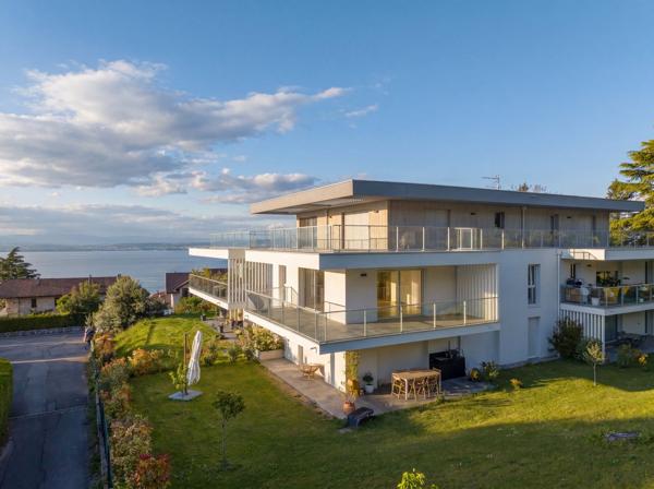 Vente Appartement de luxe Évian-les-Bains 4 Pièces 88 m²