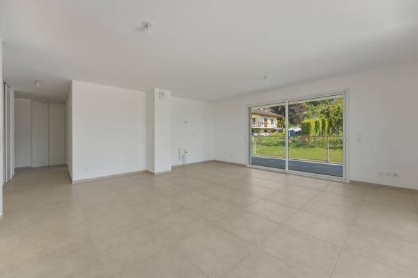 Vente Appartement de luxe Évian-les-Bains 4 Pièces 88 m²