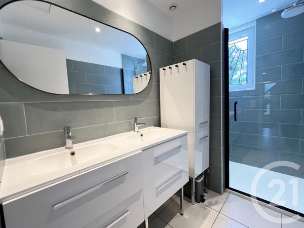 Maison à vendre  7 pièces - 188,20 m 2   BIDART  - 64