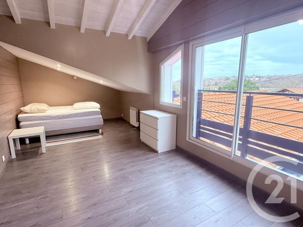 Maison à vendre  7 pièces - 188,20 m 2   BIDART  - 64